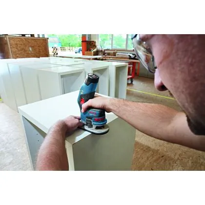 ACCU KANTENFREES BOSCH GFK 12 V8